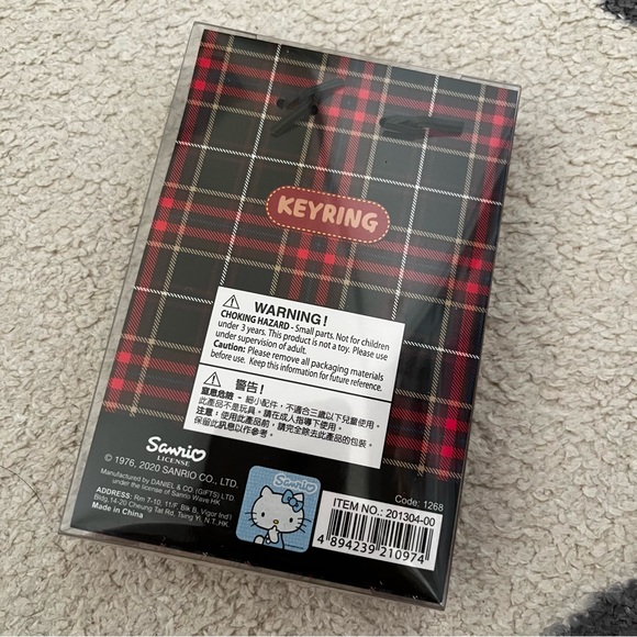 BNIB Sanrio Hello Kitty Keyring Charms - Picture 5 of 6